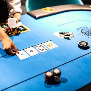 BLOW横浜馬車道(ブローヨコハマバシャミチ)